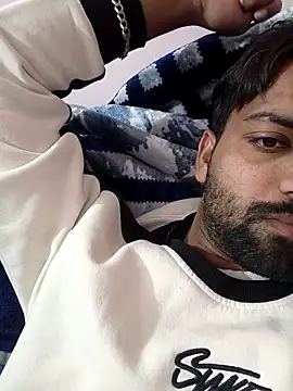 Snapshot of playboyz77 chatting on November 20, 2025, 2:40 pm playboyz77 online show from November 20, 2025, 2:40 pm