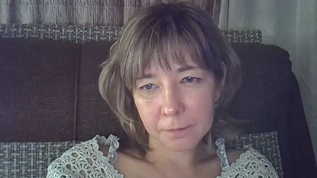 EllaJohnsonX online show from January 18, 2025, 6:43 pm