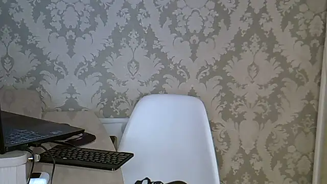 EllaJohnsonX online show from July 12, 2026, 4:19 pm