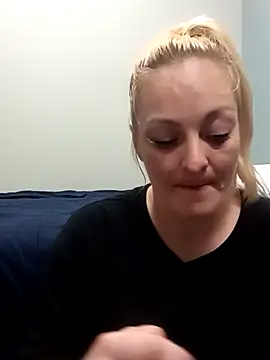 Snapshot of kayNkris chatting on June 25, 2026, 5:34 am kayNkris online show from June 25, 2026, 5:34 am