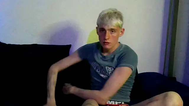 Chanel Miki online show from January 4, 2025, 2:35 pm