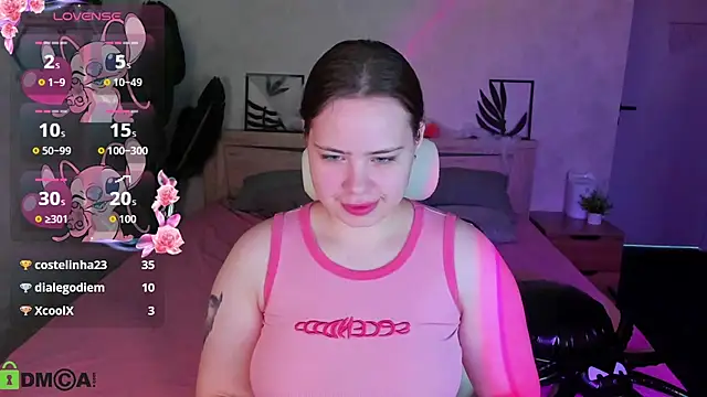 EricaElliott online show from October 26, 2025, 2:34 am