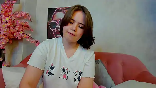 EricaElliott online show from February 4, 2025, 10:32 am
