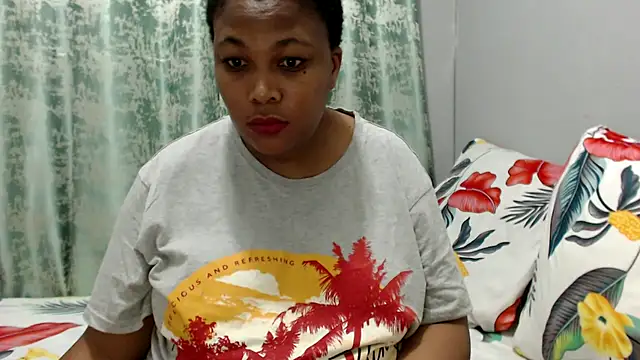 Snapshot of Teassa90 chatting on September 28, 2025, 8:21 am Teassa90 online show from September 28, 2025, 8:21 am