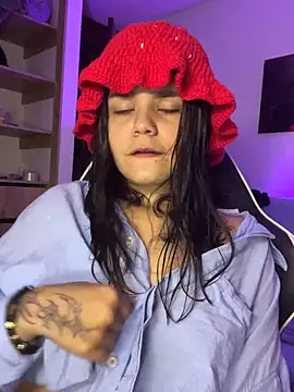 pretty angela1 online show from October 13, 2025, 12:56 am