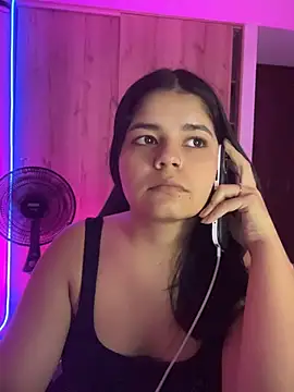 Snapshot of pretty_angela1 chatting on July 4, 2026, 3:24 am pretty angela1 online show from July 4, 2026, 3:24 am