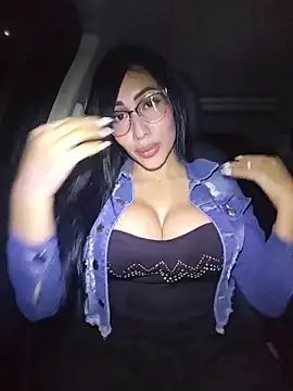 Isabellitasexi38 online show from March 27, 2026, 3:26 am