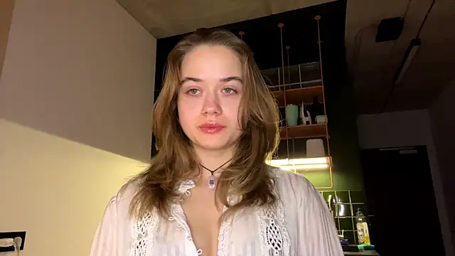 Snapshot of RoxyStar17 chatting on January 13, 2025, 8:26 pm RoxyStar17 online show from January 13, 2025, 8:26 pm