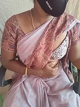 Snapshot of Tamil_roja69 chatting on July 25, 2026, 3:47 am Tamil roja69 online show from July 25, 2026, 3:47 am