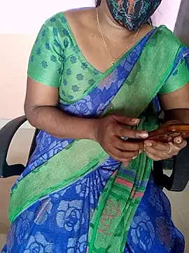 Snapshot of Tamil_roja69 chatting on June 15, 2026, 5:40 am Tamil roja69 online show from June 15, 2026, 5:40 am