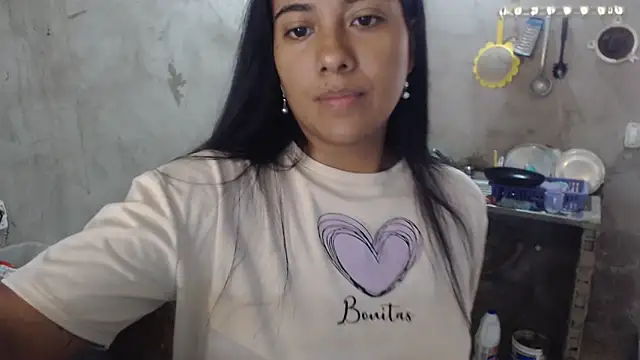 Snapshot of Coral0403 chatting on September 27, 2025, 2:01 pm Coral0403 online show from September 27, 2025, 2:01 pm