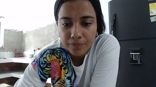 Snapshot of Coral0403 chatting on March 9, 2025, 9:57 pm Coral0403 online show from March 9, 2025, 9:57 pm