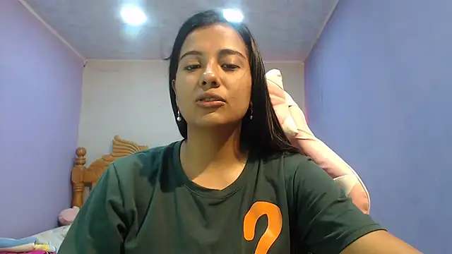 Snapshot of Coral0403 chatting on September 10, 2025, 1:54 pm Coral0403 online show from September 10, 2025, 1:54 pm