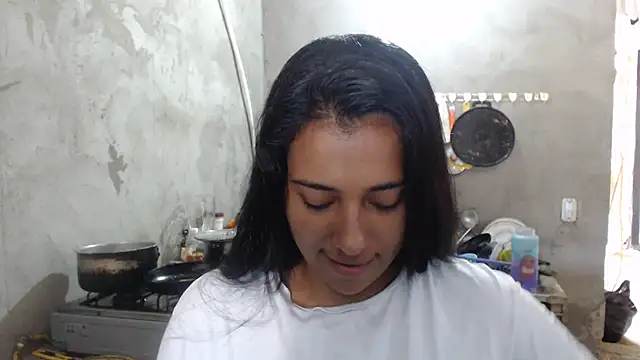 Snapshot of Coral0403 chatting on March 1, 2025, 6:21 pm Coral0403 online show from March 1, 2025, 6:21 pm