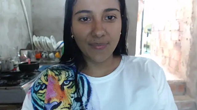 Snapshot of Coral0403 chatting on March 17, 2025, 7:48 pm Coral0403 online show from March 17, 2025, 7:48 pm