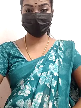 Snapshot of meena_27 chatting on October 26, 2025, 6:47 am meena 27 online show from October 26, 2025, 6:47 am