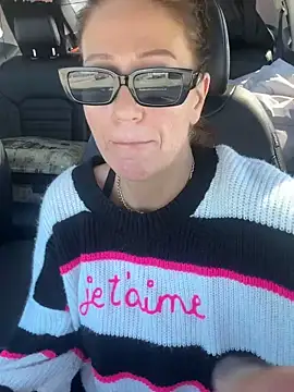 AlessasRoom online show from February 8, 2026, 5:32 pm