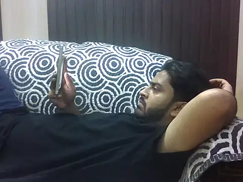 indihotguy online show from October 4, 2025, 10:39 am