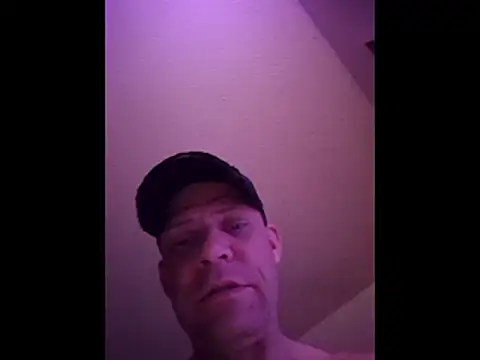 hotemberly jake online show from June 27, 2026, 4:40 am