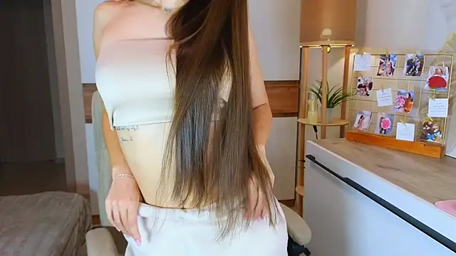 mellowness  online show from September 30, 2025, 11:49 am