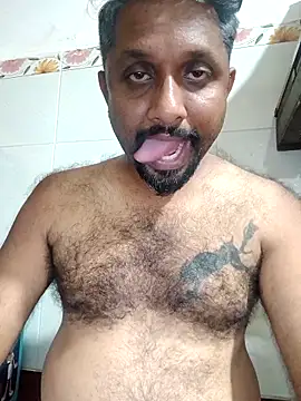 carria homes online show from November 13, 2025, 7:07 pm