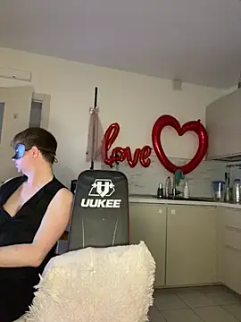 SOFYandMIKE online show from February 27, 2026, 8:30 pm