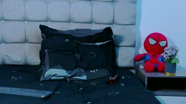 Br4ndxpimm online show from March 9, 2026, 3:32 am