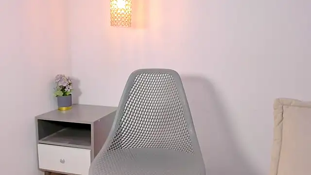 Br4ndxpimm online show from April 4, 2026, 8:10 am