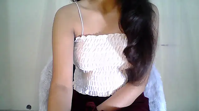 Snapshot of Naughty_Nayra chatting on September 9, 2025, 4:05 pm Naughty Nayra online show from September 9, 2025, 4:05 pm