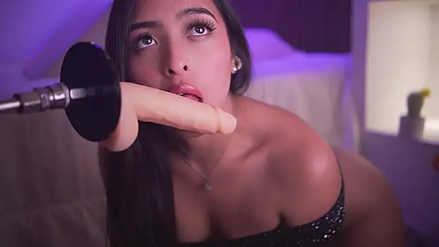 Camila dupont online show from November 26, 2025, 7:30 am