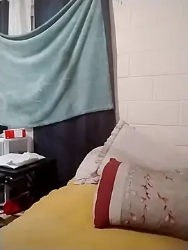 k1oudE online show from March 25, 2026, 5:40 am