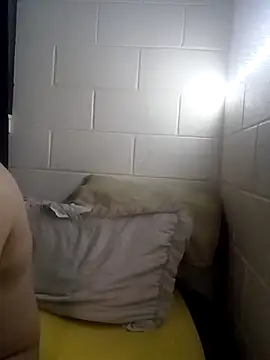 k1oudE online show from March 10, 2026, 8:18 am