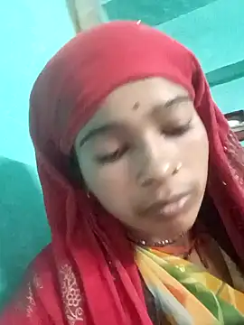 Arini Arora online show from February 15, 2025, 8:12 pm