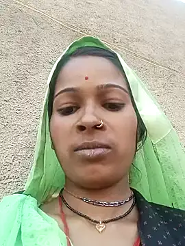 Arini Arora online show from February 22, 2025, 10:51 am