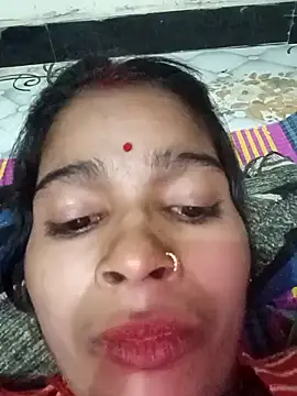 Arini Arora online show from February 18, 2025, 8:25 pm