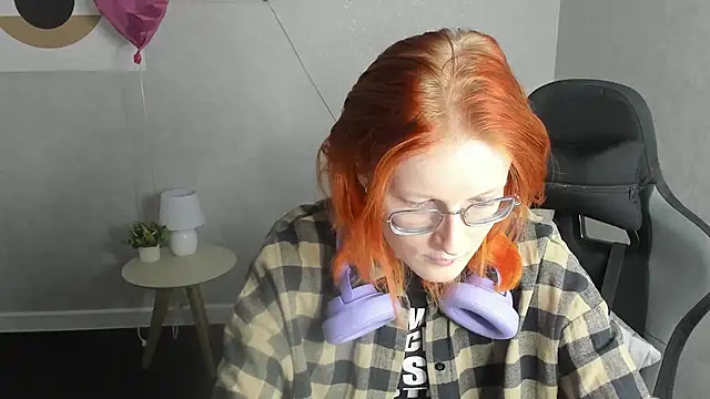 Snapshot of ElizabethHarpper chatting on February 19, 2026, 9:17 am ElizabethHarpper online show from February 19, 2026, 9:17 am