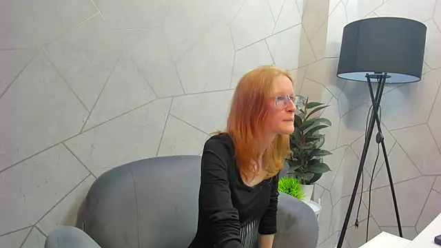 Snapshot of ElizabethHarpper chatting on February 27, 2025, 9:07 am ElizabethHarpper online show from February 27, 2025, 9:07 am