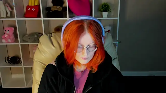 Snapshot of ElizabethHarpper chatting on February 11, 2026, 9:20 am ElizabethHarpper online show from February 11, 2026, 9:20 am