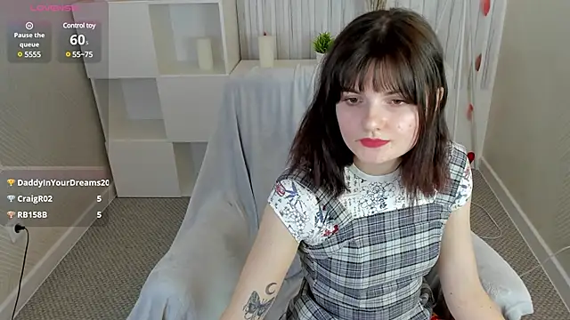 CharlotteMitchell online show from March 3, 2025, 2:28 pm