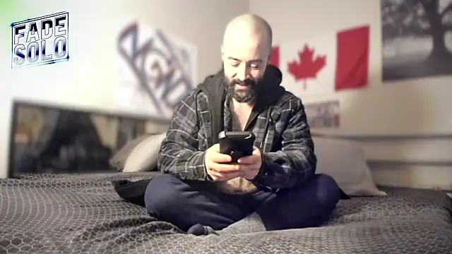 Faded-Solo online show from November 18, 2025, 3:15 pm