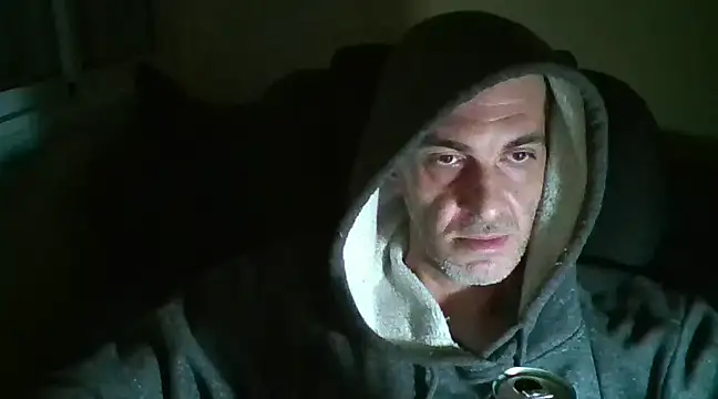 Snapshot of jenya310web chatting on December 27, 2024, 4:43 pm jenya310web online show from December 27, 2024, 4:43 pm