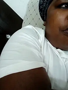 Snapshot of SexyLadyBoosxx chatting on October 8, 2025, 5:24 pm SexyLadyBoosxx online show from October 8, 2025, 5:24 pm