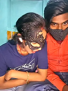 Virl clople online show from January 18, 2025, 5:59 pm