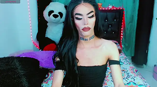 Snapshot of Alextwink chatting on February 19, 2025, 2:33 am Alextwink online show from February 19, 2025, 2:33 am