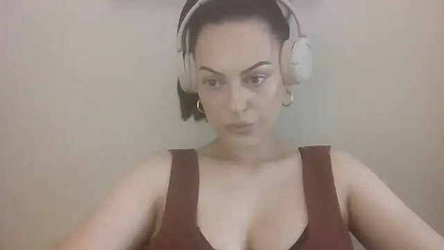 Gigi-Honey online show from July 30, 2026, 10:58 am