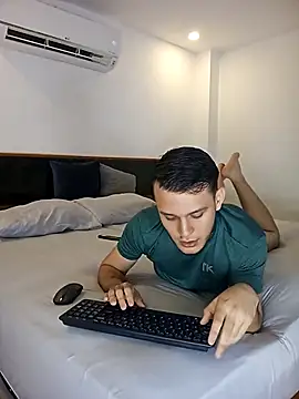 1Tommy9 online show from March 10, 2026, 5:00 am