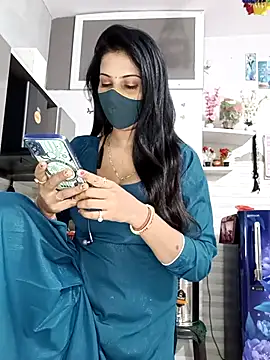 Best-Couple online show from November 11, 2025, 3:01 am