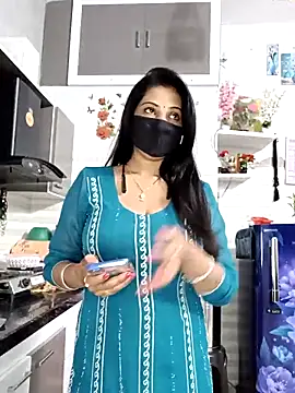 Snapshot of Best-Couple chatting on February 24, 2026, 3:51 am Best-Couple online show from February 24, 2026, 3:51 am