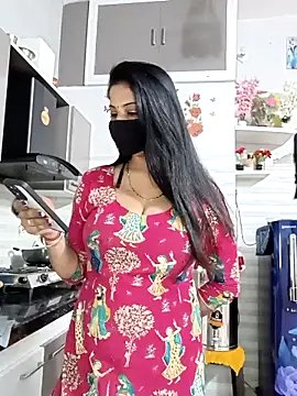 Snapshot of Best-Couple chatting on February 10, 2026, 3:49 am Best-Couple online show from February 10, 2026, 3:49 am