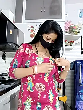 Snapshot of Best-Couple chatting on February 6, 2026, 3:57 am Best-Couple online show from February 6, 2026, 3:57 am